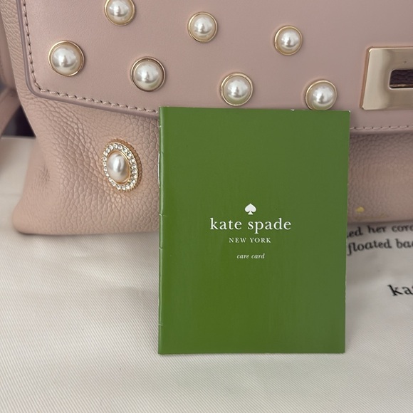 Kate Spade Serrano Place Pearl Dorina $550 MSRP. COLLECTIBLE;  w/ a dust bag - Picture 14 of 14